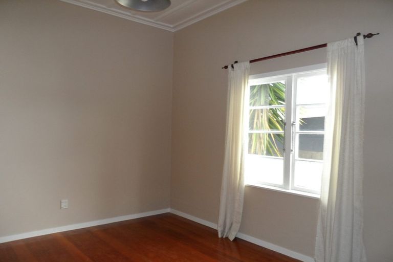 Photo of property in 8 Evelyn Street, Eden Terrace, Auckland, 1021