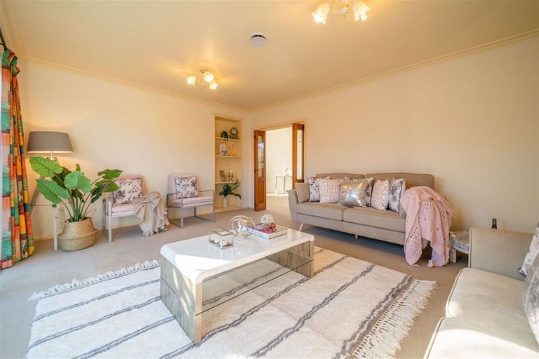 Photo of property in 19 Elwyn Place, Avonhead, Christchurch, 8042