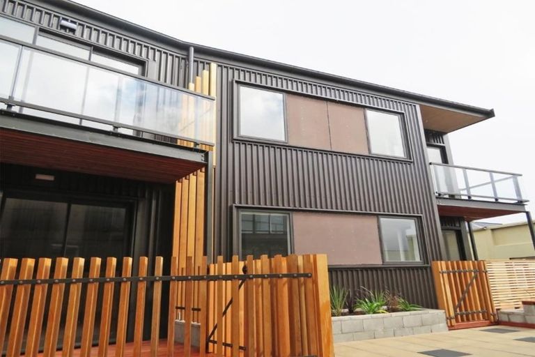 Photo of property in The Firemans Apartments, 203/321 Jackson Street, Petone, Lower Hutt, 5012