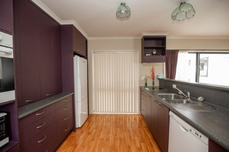 Photo of property in 54 Hayward Road, Ngatea, 3503