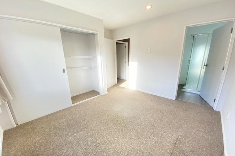 Photo of property in 46 Makamaka Lane, Albany Heights, Auckland, 0632