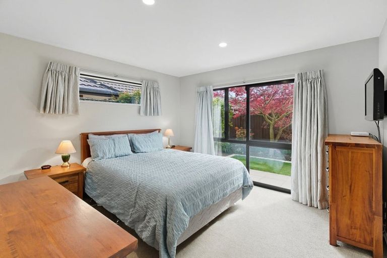 Photo of property in 1/5 Jadewynn Place, Halswell, Christchurch, 8025