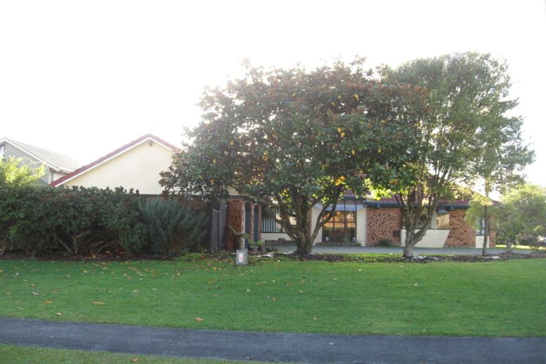 Photo of property in 1 Larkspur Court, The Gardens, Auckland, 2105
