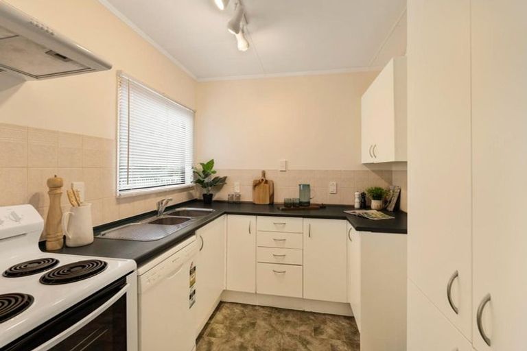 Photo of property in 18 Webber Street, Paraparaumu Beach, Paraparaumu, 5032