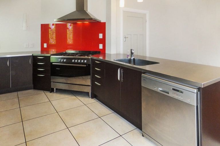 Photo of property in 233 Adelaide Road, Newtown, Wellington, 6021