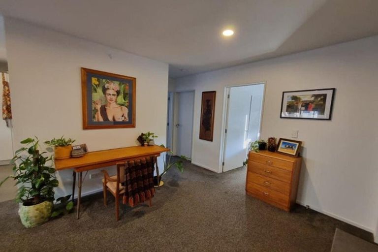 Photo of property in 2 League Lane, Phillipstown, Christchurch, 8011