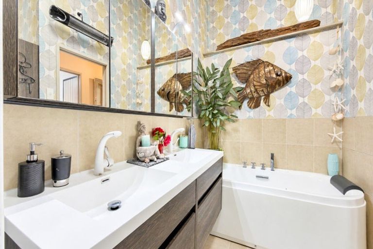Photo of property in 527 Achilles Avenue, Whangamata, 3620