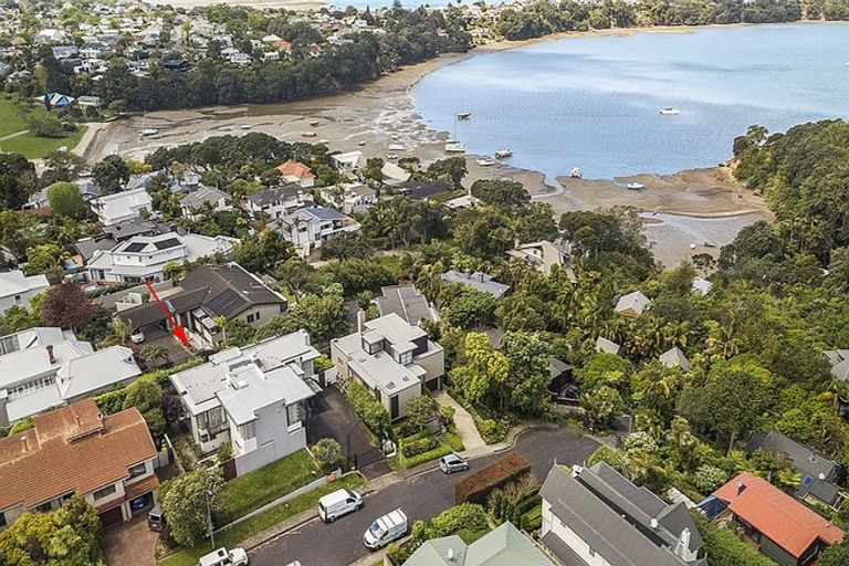 Photo of property in 5 Peregrine Place, Birkenhead, Auckland, 0626