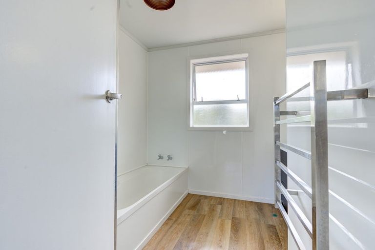 Photo of property in 190 Sandwich Road, St Andrews, Hamilton, 3200