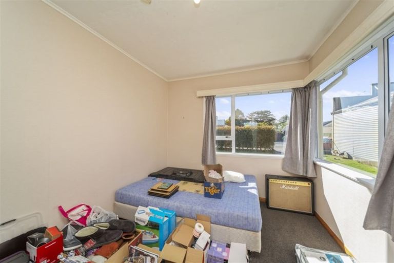 Photo of property in 47 Victoria Street, Kaponga, Hawera, 4679