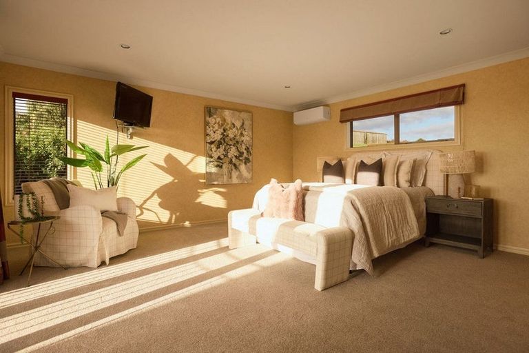 Photo of property in 16 Riddington Rise, Ohauiti, Tauranga, 3112