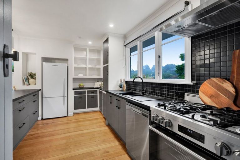Photo of property in 54 Waimea Street, Westown, New Plymouth, 4310