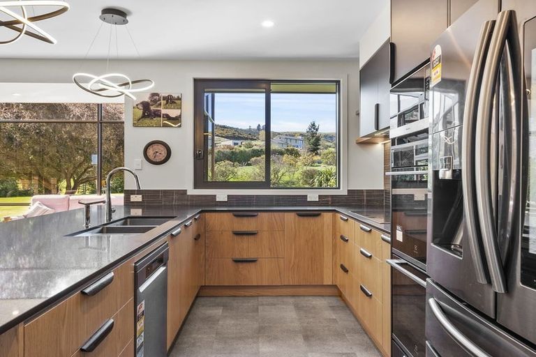 Photo of property in 300 Tirohanga Road, North Taieri, Mosgiel, 9092