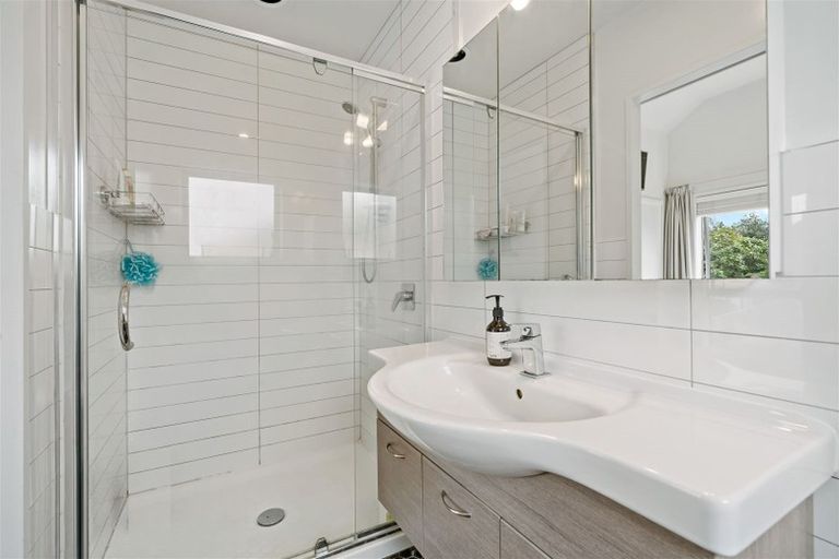 Photo of property in 1/27 Powell Street, Avondale, Auckland, 1026