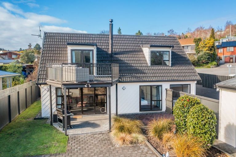 Photo of property in 79 Kinmont Crescent, Kinmont Park, Mosgiel, 9024