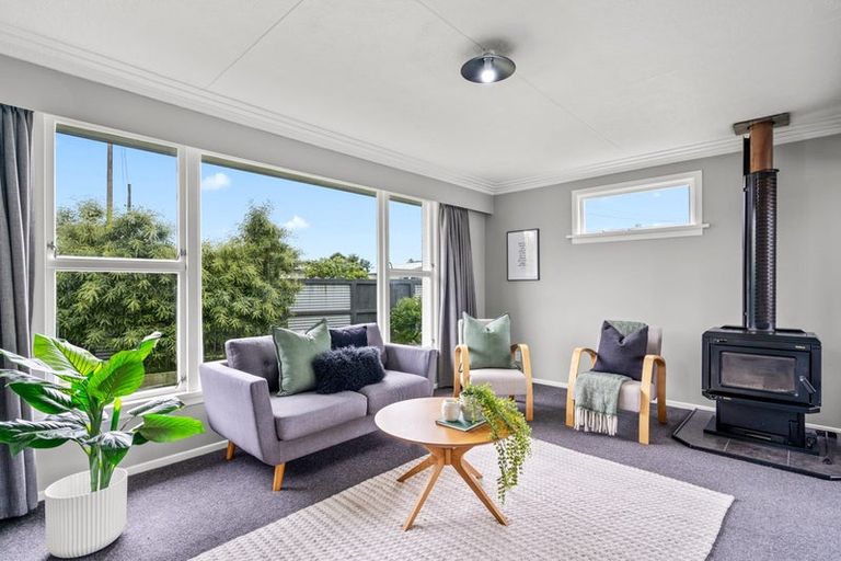 Photo of property in 2 Ballantrae Street, Wallacetown, 9816