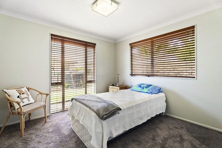 Photo of property in 17 Roseville Road, Gulf Harbour, Whangaparaoa, 0930