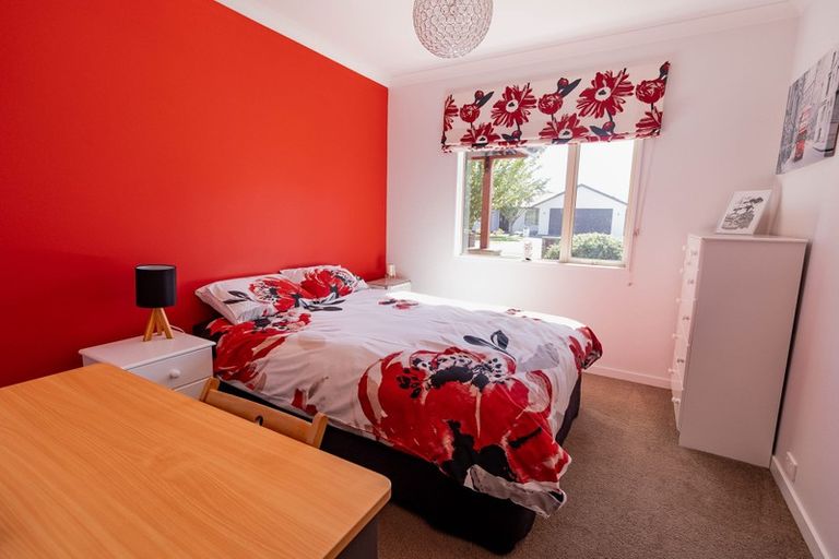 Photo of property in 2 Fairhurst Place, Rolleston, 7614