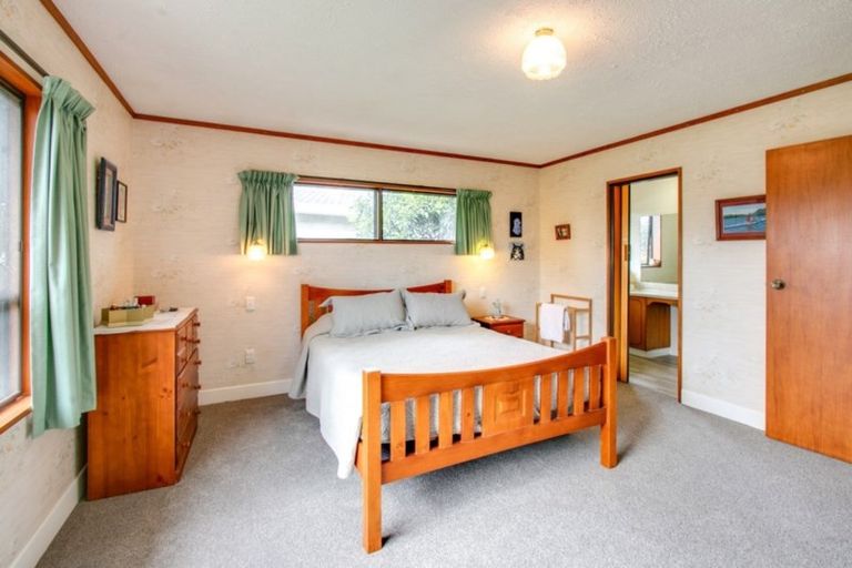 Photo of property in 39 Auckland Road, Greenmeadows, Napier, 4112