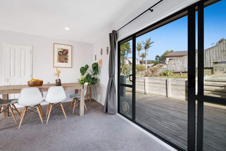 Photo of property in 18 Roseville Road, Gulf Harbour, Whangaparaoa, 0930