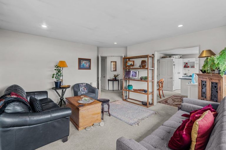Photo of property in 1/84 Main North Road, Papanui, Christchurch, 8052