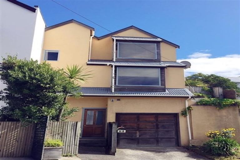 Photo of property in 2/18 Ohiro Road, Aro Valley, Wellington, 6021