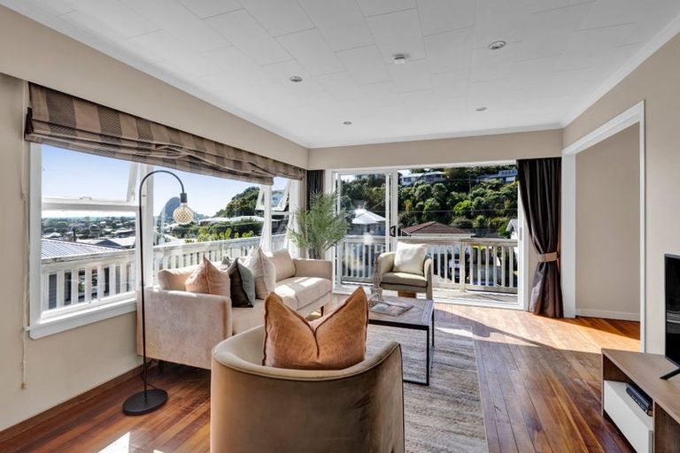 Photo of property in 182 Ngamotu Road, Spotswood, New Plymouth, 4310