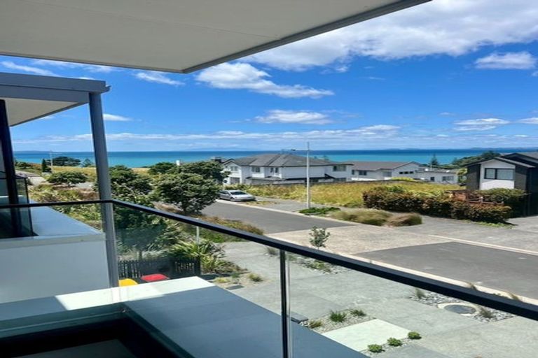 Photo of property in 49 Bearing Parade, Long Bay, Auckland, 0630