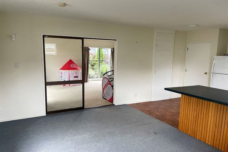 Photo of property in 38 Sayers Crescent, Ilam, Christchurch, 8041