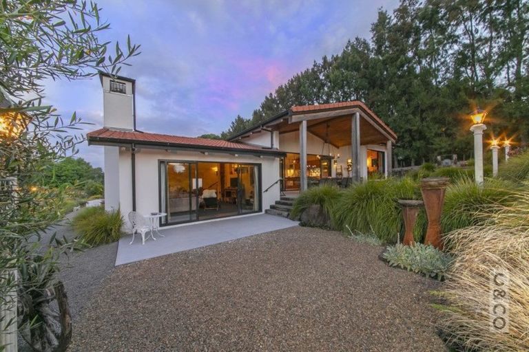 Photo of property in 101 Riverhead Road, Kumeu, 0892