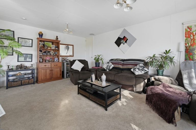 Photo of property in 9 Te Arawa Place, Welcome Bay, Tauranga, 3112