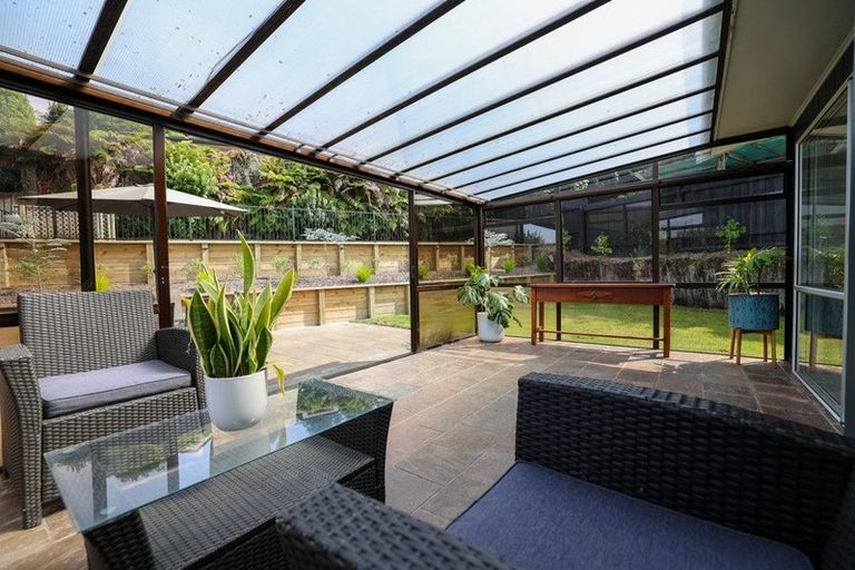 Photo of property in 96 Wakeman Road, Acacia Bay, Taupo, 3330