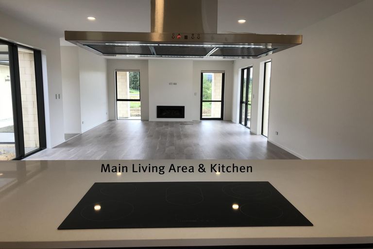 Photo of property in 13 Mclachlan Way, Pokeno, 2471