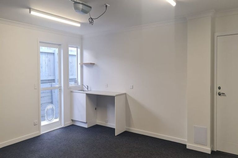 Photo of property in 16 Schooner Drive, Whitby, Porirua, 5024