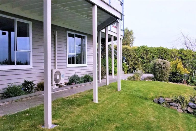 Photo of property in 34 The Brae, Mount Pleasant, Christchurch, 8081