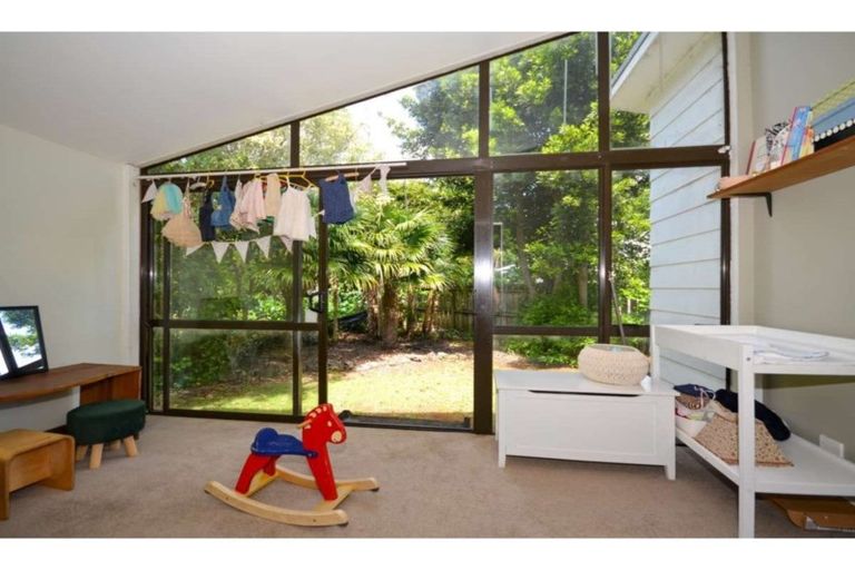 Photo of property in 43 Riverview Road, Kerikeri, 0230