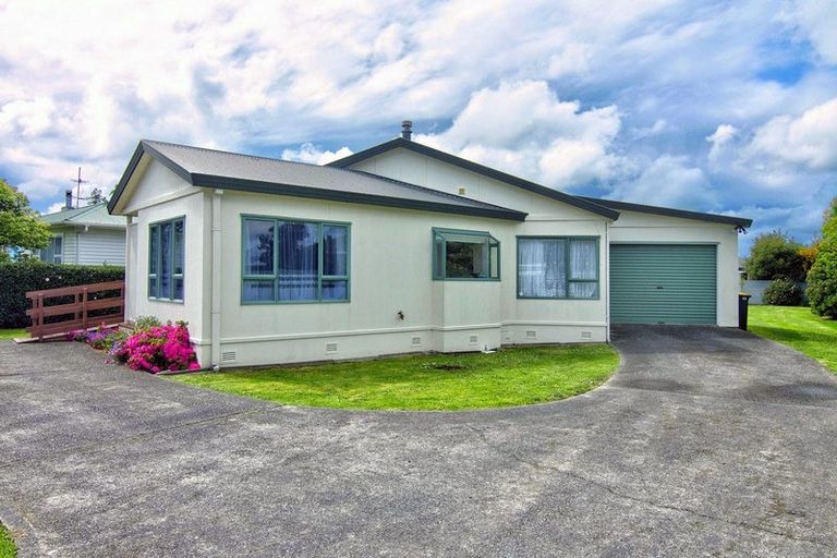 Photo of property in 228 High Street North, Carterton, 5713