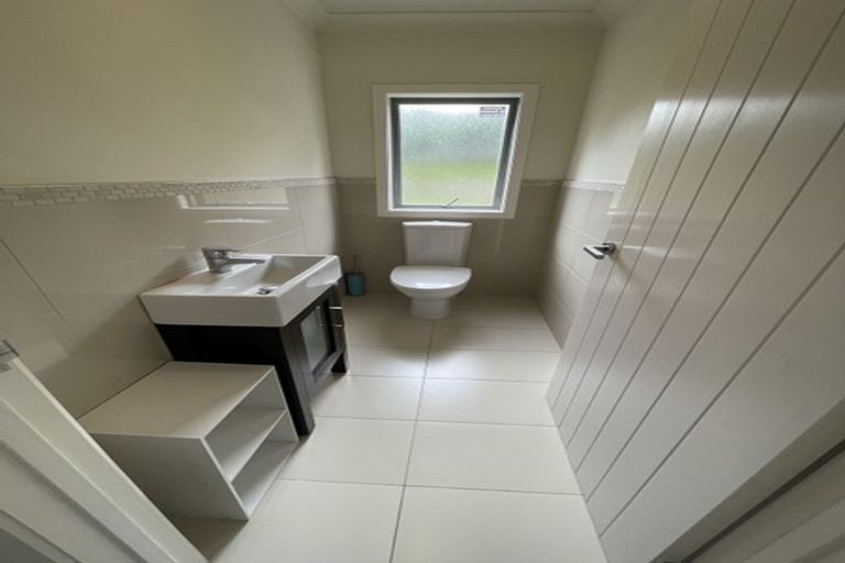 Photo of property in 14 Theodora Place, Mairangi Bay, Auckland, 0630