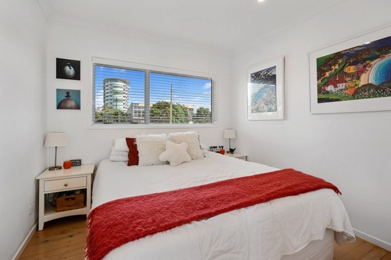 Photo of property in 305 Hibiscus Coast Highway, Orewa, 0931