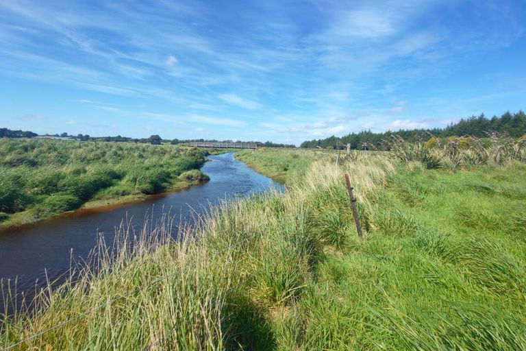 Photo of property in 77 Bay View Road, Woodend, Invercargill, 9877