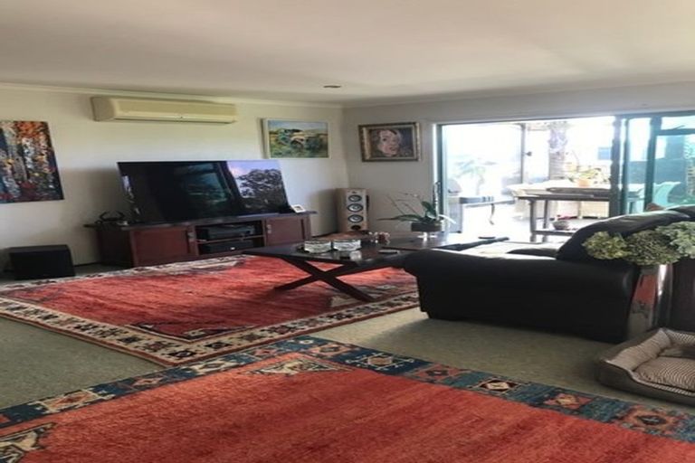 Photo of property in 15 Finch Street, One Tree Point, 0118