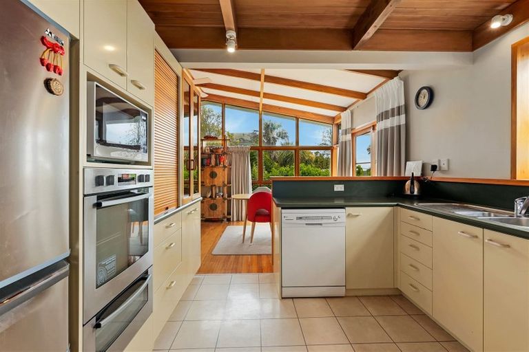 Photo of property in 78 Mount Pleasant Road, Mount Pleasant, Christchurch, 8081