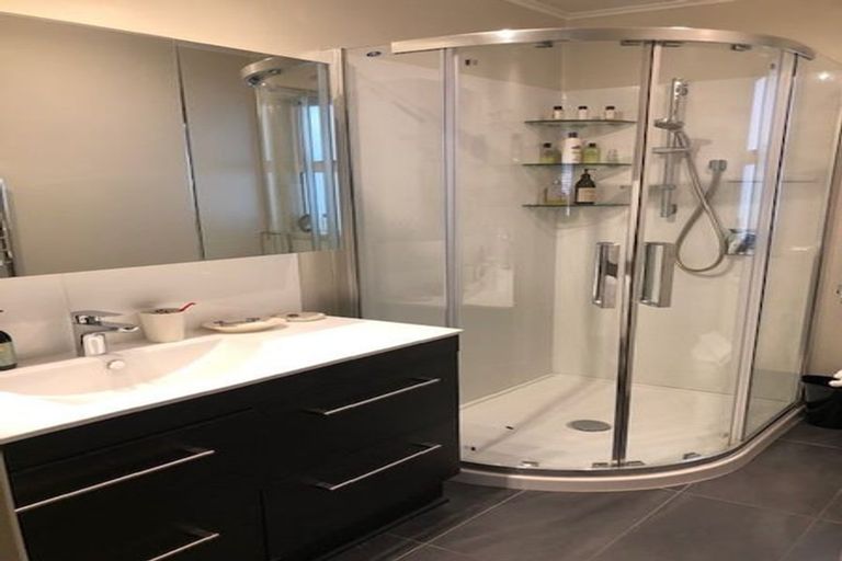 Photo of property in 102 East Street, Greytown, 5712