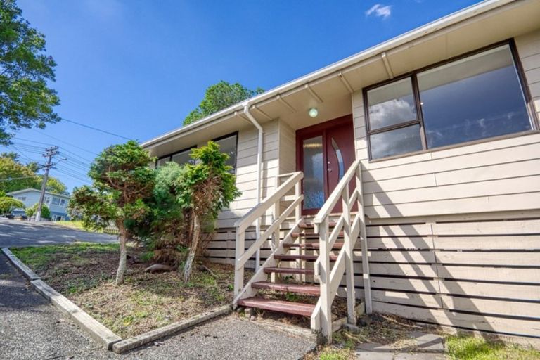 Photo of property in 1/185a Royal Road, Massey, Auckland, 0614