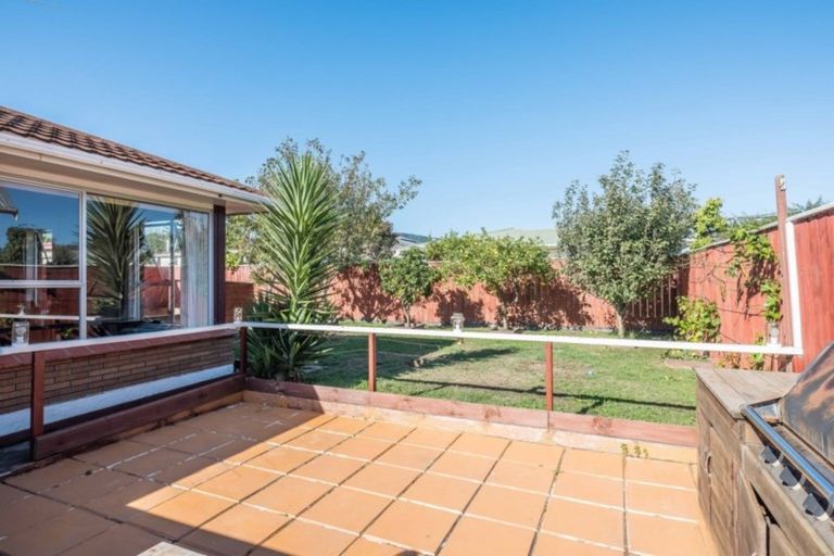 Photo of property in 28a Kapanui Road, Waikanae, 5036