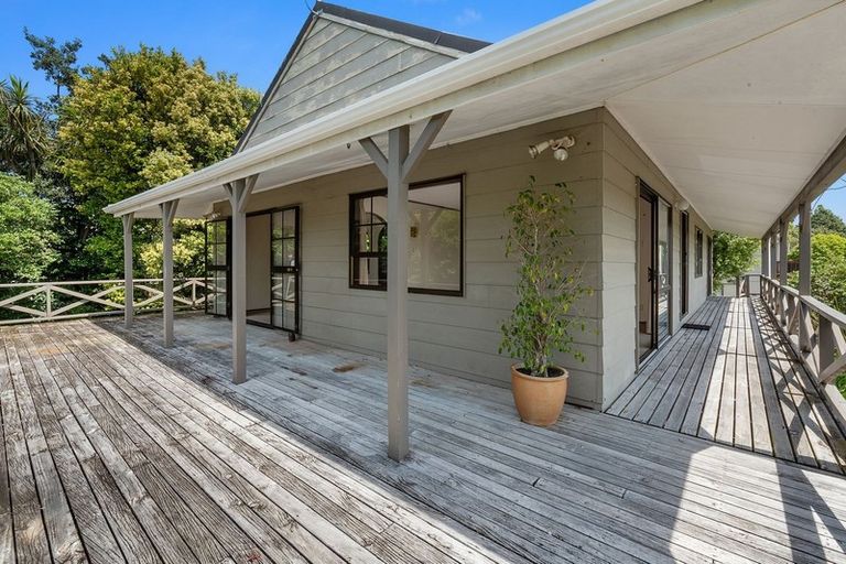 Photo of property in 21 Squirrel Lane, Browns Bay, Auckland, 0630