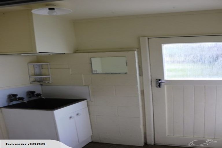 Photo of property in 36 Parkes Avenue, Saint Johns Hill, Whanganui, 4501