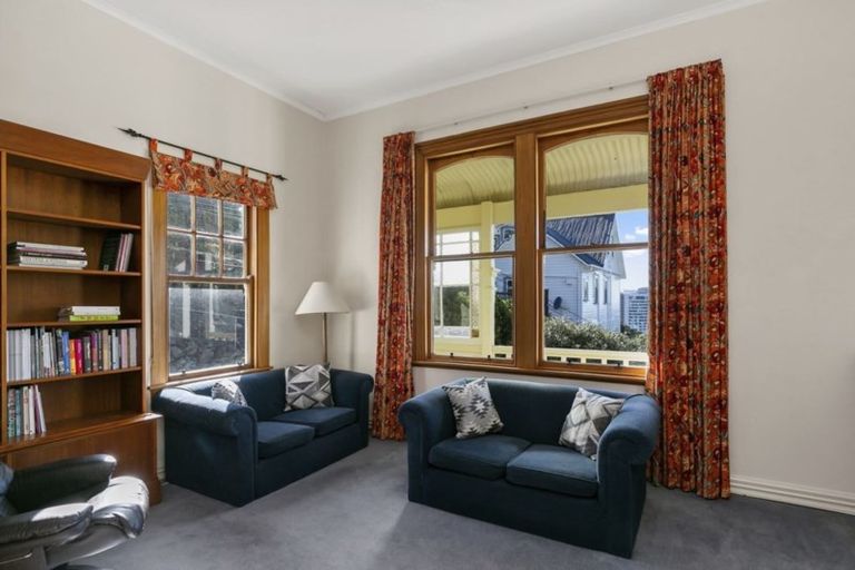Photo of property in 31 Rawhiti Terrace, Kelburn, Wellington, 6012