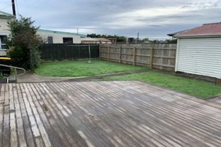 Photo of property in 91 Domett Street, Westport, 7825