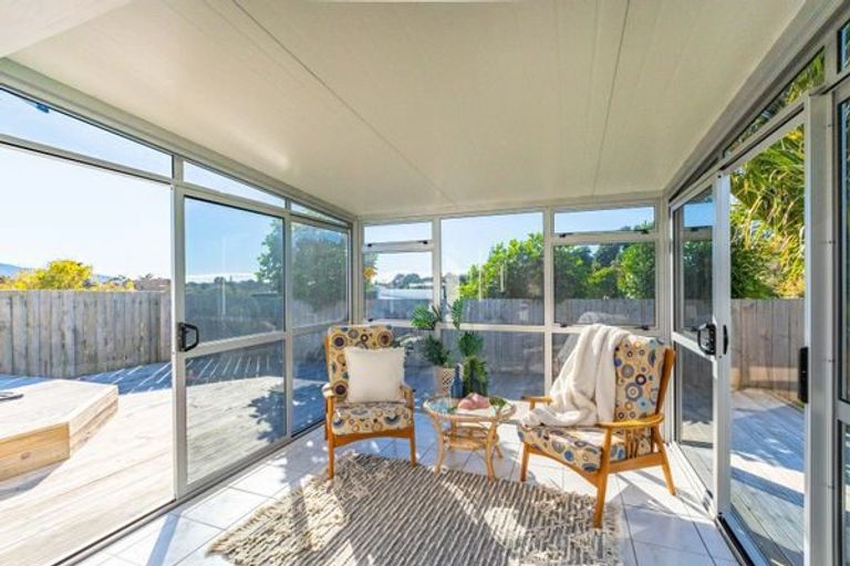 Photo of property in 39 Poplar Avenue, Raumati South, Paraparaumu, 5032